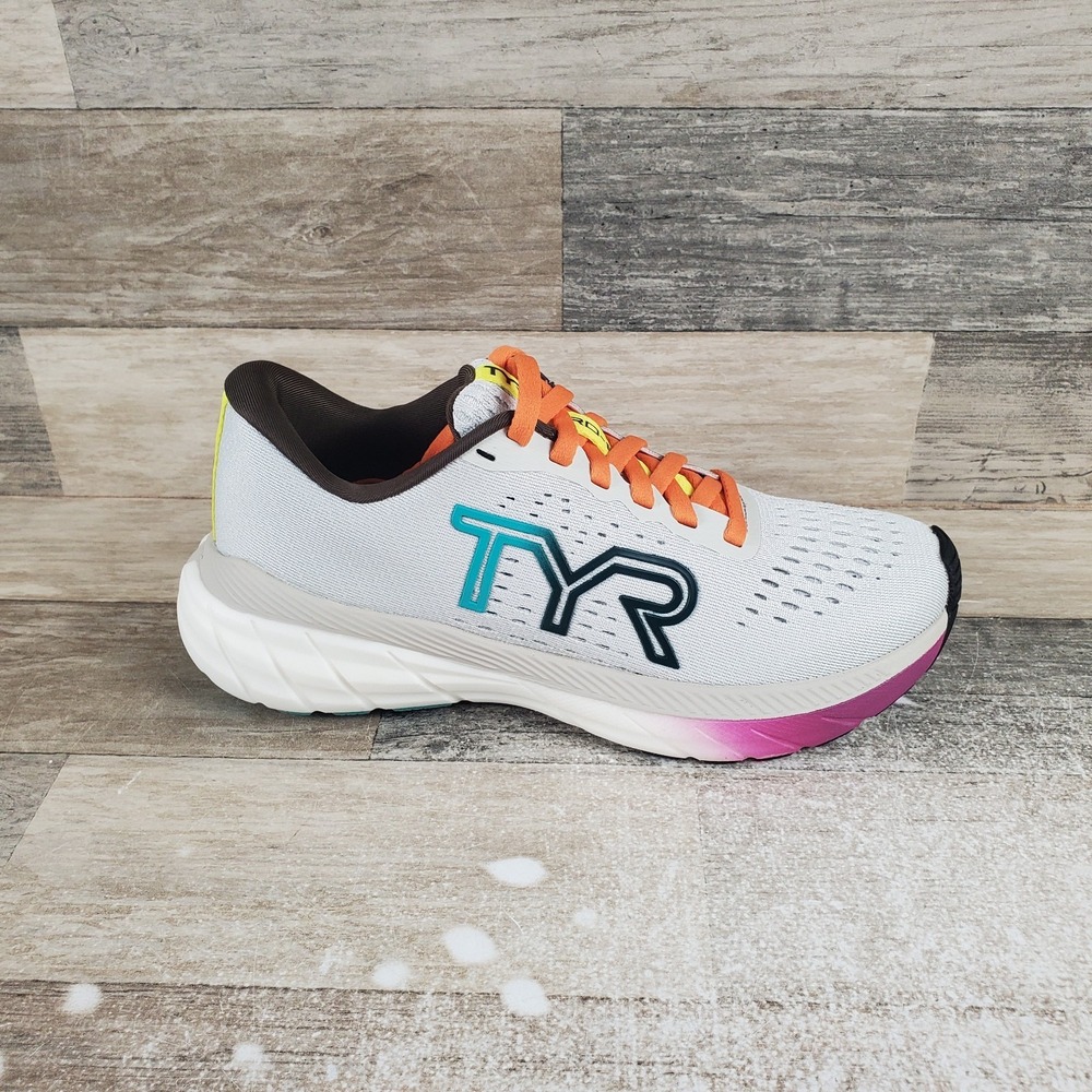 TYR RD-1X Runner Womens Shoes Sz 7 Running Athletic Tan Multi Mesh Sneakers